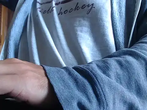 Snapshot of lover_camer chatting on February 17, 2026, 4:57 pm lover camer online show from February 17, 2026, 4:57 pm