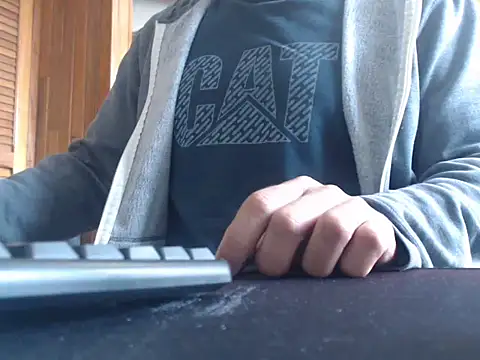 Snapshot of lover_camer chatting on February 25, 2026, 2:27 pm lover camer online show from February 25, 2026, 2:27 pm