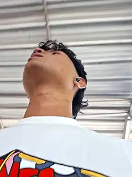  Ottis  online show from October 24, 2025, 4:47 pm