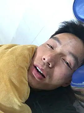 xhqds online show from February 13, 2025, 4:32 am