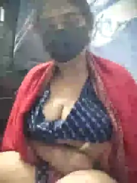 kirti  arora online show from December 7, 2024, 11:01 pm