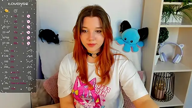 PenelopeOneGrey online show from March 20, 2025, 10:10 am