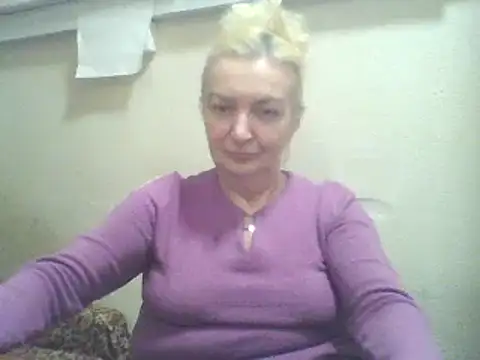 Meri798 online show from April 28, 2026, 6:13 pm