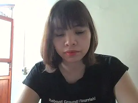 Angela-Eira online show from October 26, 2025, 8:53 am