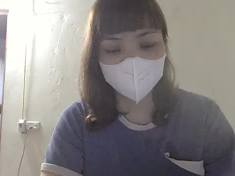 Angela-Eira online show from April 27, 2026, 9:02 pm