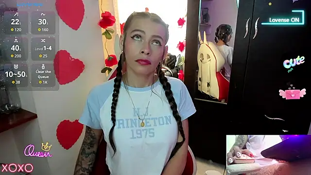 Snapshot of sweetlittlelisa chatting on March 11, 2026, 8:37 pm sweetlittlelisa online show from March 11, 2026, 8:37 pm