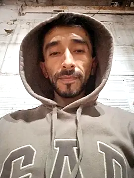 Snapshot of weedmanhot28 chatting on September 29, 2025, 1:44 am weedmanhot28 online show from September 29, 2025, 1:44 am