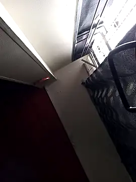 weedmanhot28 online show from December 20, 2025, 1:07 pm