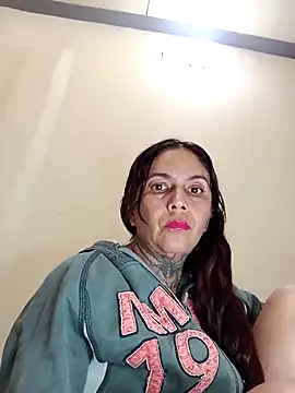 Dakary hot online show from October 2, 2025, 11:01 pm