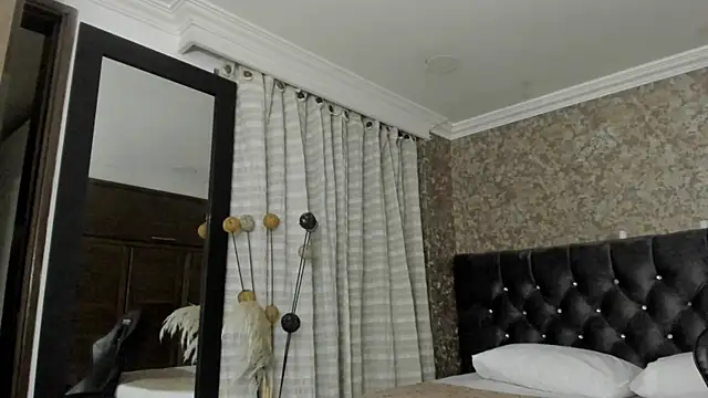 stella xue online show from January 22, 2025, 2:26 am
