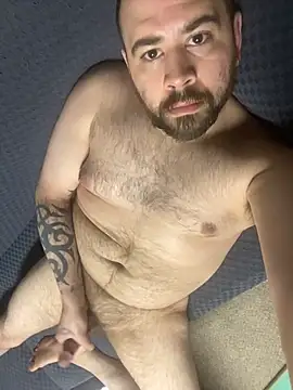 Snapshot of bighung1990 chatting on October 26, 2025, 9:59 am bighung1990 online show from October 26, 2025, 9:59 am