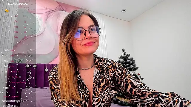Kelly Cuutie online show from December 23, 2024, 4:55 am