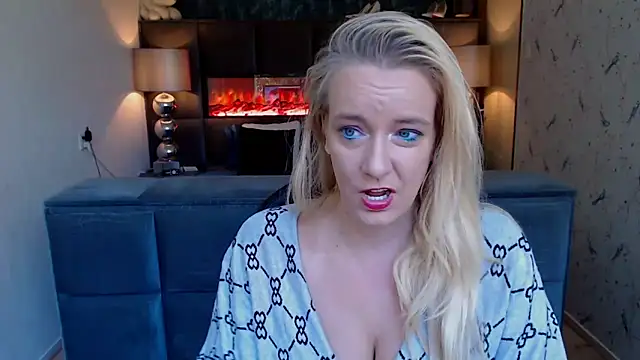 Snapshot of Wendysexyx chatting on September 24, 2025, 7:33 am Wendysexyx online show from September 24, 2025, 7:33 am