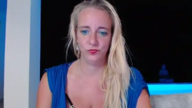 Snapshot of Wendysexyx chatting on October 25, 2025, 12:07 am Wendysexyx online show from October 25, 2025, 12:07 am