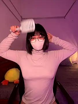 Baby Claraa online show from November 3, 2025, 5:09 am