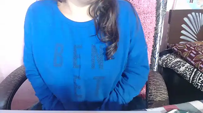Manpreet cute online show from December 30, 2024, 5:13 pm