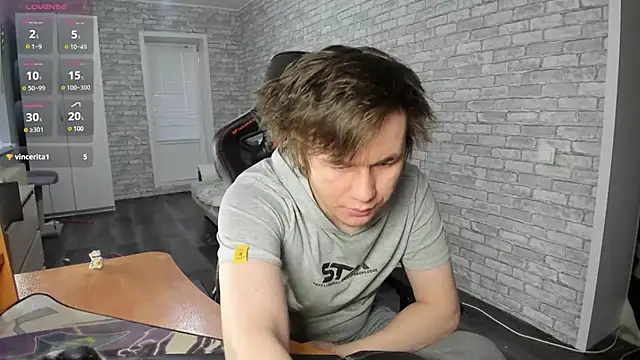 Snapshot of iliaskrislove chatting on February 20, 2025, 1:40 pm iliaskrislove online show from February 20, 2025, 1:40 pm