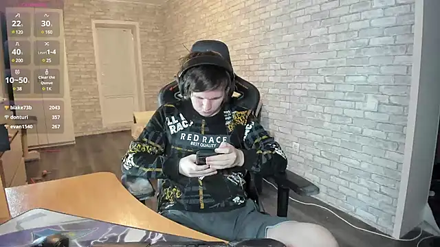 Snapshot of iliaskrislove chatting on March 8, 2025, 10:34 pm iliaskrislove online show from March 8, 2025, 10:34 pm