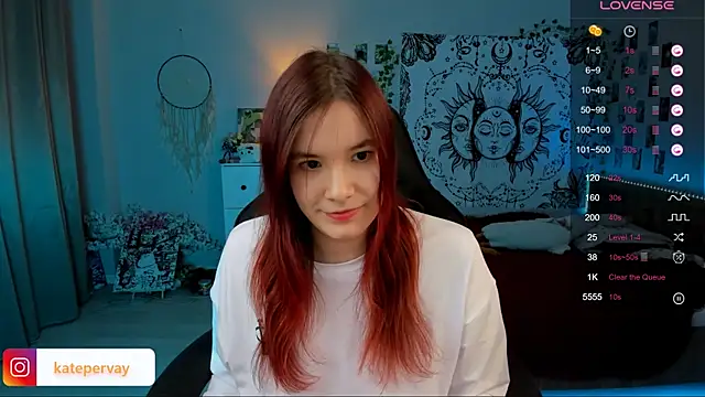 Snapshot of callmekatesmith chatting on October 27, 2025, 6:56 pm callmekatesmith online show from October 27, 2025, 6:56 pm