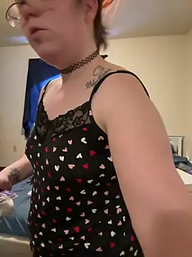 FreakNastyLacie online show from January 22, 2025, 9:54 pm