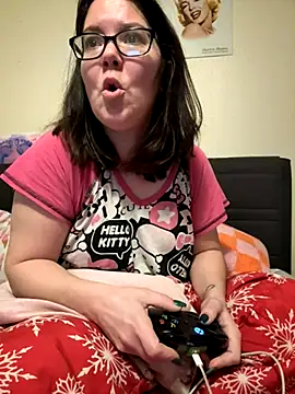 FreakNastyLacie online show from November 25, 2025, 1:33 pm