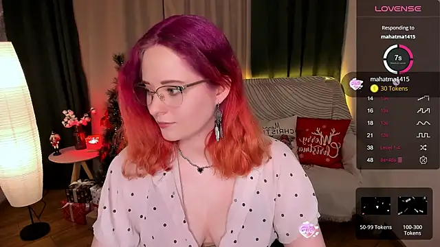 Aemilia  online show from December 14, 2024, 12:33 pm