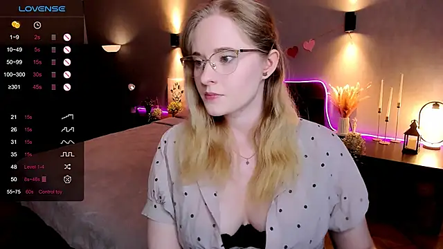 Aemilia  online show from February 12, 2026, 8:31 am