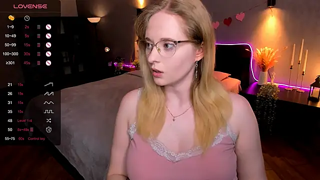 Aemilia  online show from March 7, 2026, 8:44 am