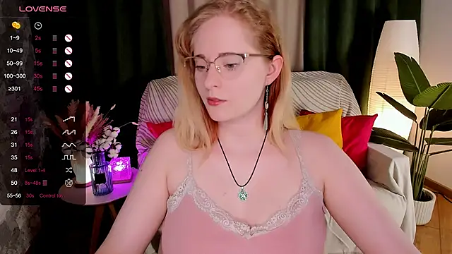 Aemilia  online show from May 7, 2026, 8:42 am