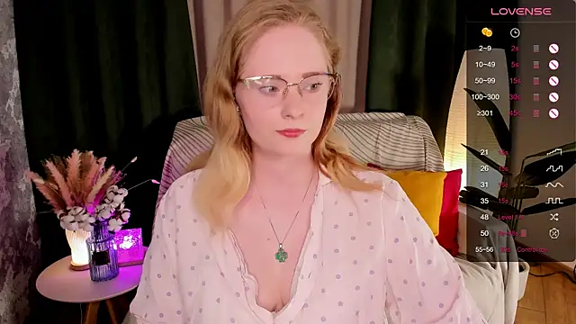 Aemilia  online show from June 11, 2026, 8:23 am