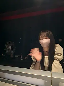 yuki-chi online show from May 6, 2026, 2:11 pm