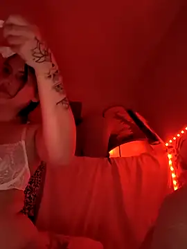 Linalicious online show from November 8, 2025, 4:40 pm