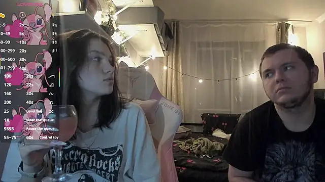 MashkaRay online show from March 10, 2025, 5:39 pm