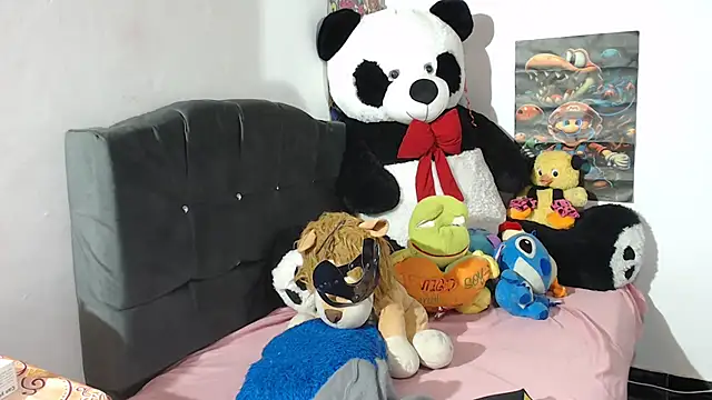 SWEETT CORY online show from December 10, 2024, 5:17 am