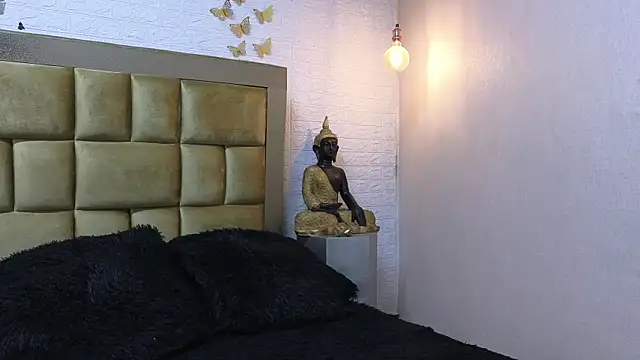 ximenawilliamss online show from June 23, 2026, 8:07 pm