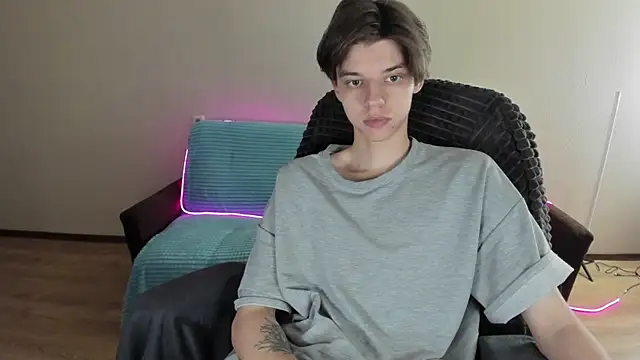 Liam sexy1 online show from December 14, 2024, 7:36 pm