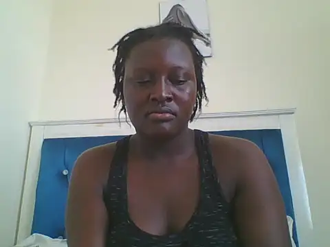 Snapshot of Heavy_ass chatting on October 15, 2025, 11:32 am Heavy ass online show from October 15, 2025, 11:32 am