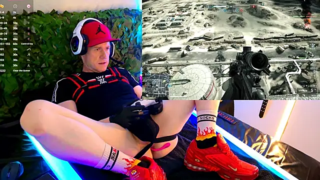 Fuc71 online show from October 13, 2025, 6:08 pm