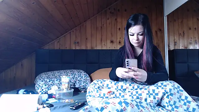 BoeseMoni1998 online show from November 30, 2025, 11:14 am