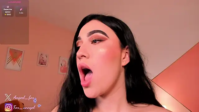 Snapshot of angeel_fox chatting on March 8, 2026, 2:37 am angeel fox online show from March 8, 2026, 2:37 am