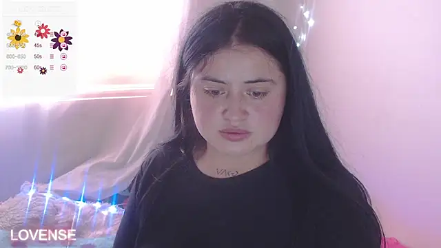 PamelaDoouce online show from December 5, 2024, 4:55 pm