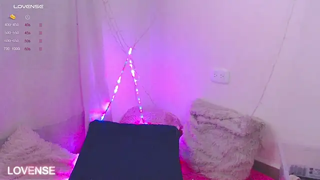 PamelaDoouce online show from February 14, 2025, 12:03 pm