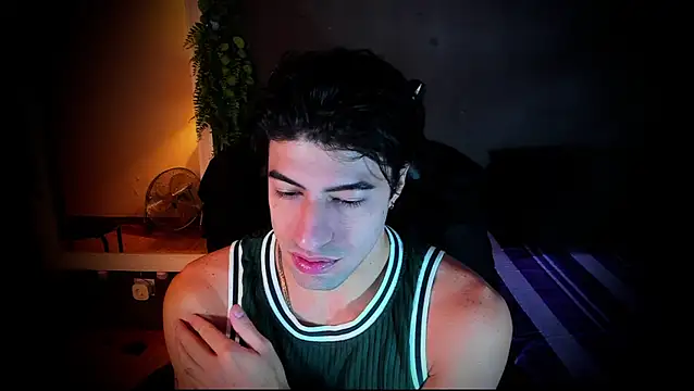 Snapshot of newjeff chatting on September 28, 2025, 4:12 pm newjeff online show from September 28, 2025, 4:12 pm