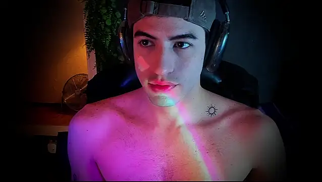 Snapshot of newjeff chatting on October 4, 2025, 9:29 am newjeff online show from October 4, 2025, 9:29 am