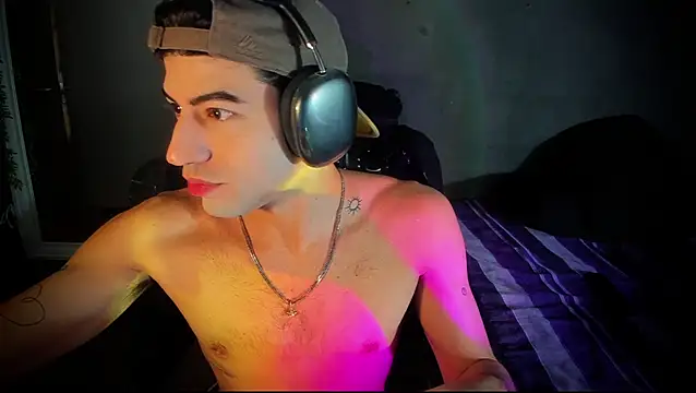 Snapshot of newjeff chatting on October 18, 2025, 11:11 am newjeff online show from October 18, 2025, 11:11 am