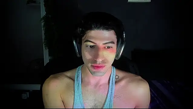 Snapshot of newjeff chatting on October 24, 2025, 8:38 pm newjeff online show from October 24, 2025, 8:38 pm