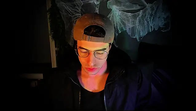 Snapshot of newjeff chatting on October 31, 2025, 9:21 am newjeff online show from October 31, 2025, 9:21 am