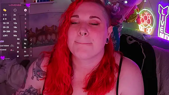 Snapshot of opalreigning chatting on July 20, 2026, 10:39 am opalreigning online show from July 20, 2026, 10:39 am