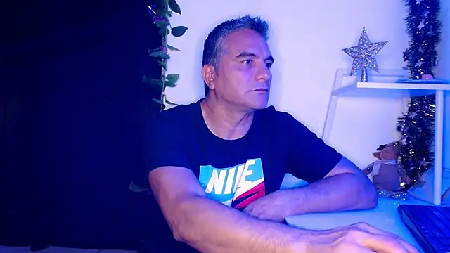 golden punisher online show from December 24, 2024, 5:27 am