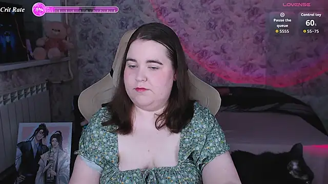 Estelle Hicks online show from July 11, 2026, 7:16 pm